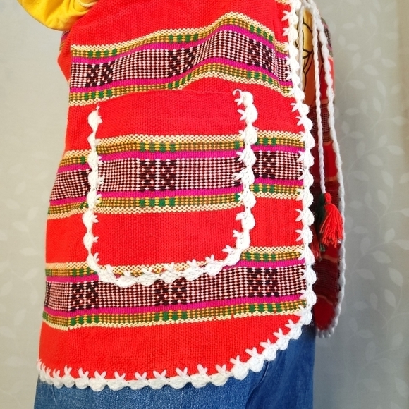 Vintage Vest Boho Southwest Handmade Crochet Trim Serape Knit Tie Front Red - Picture 7 of 16